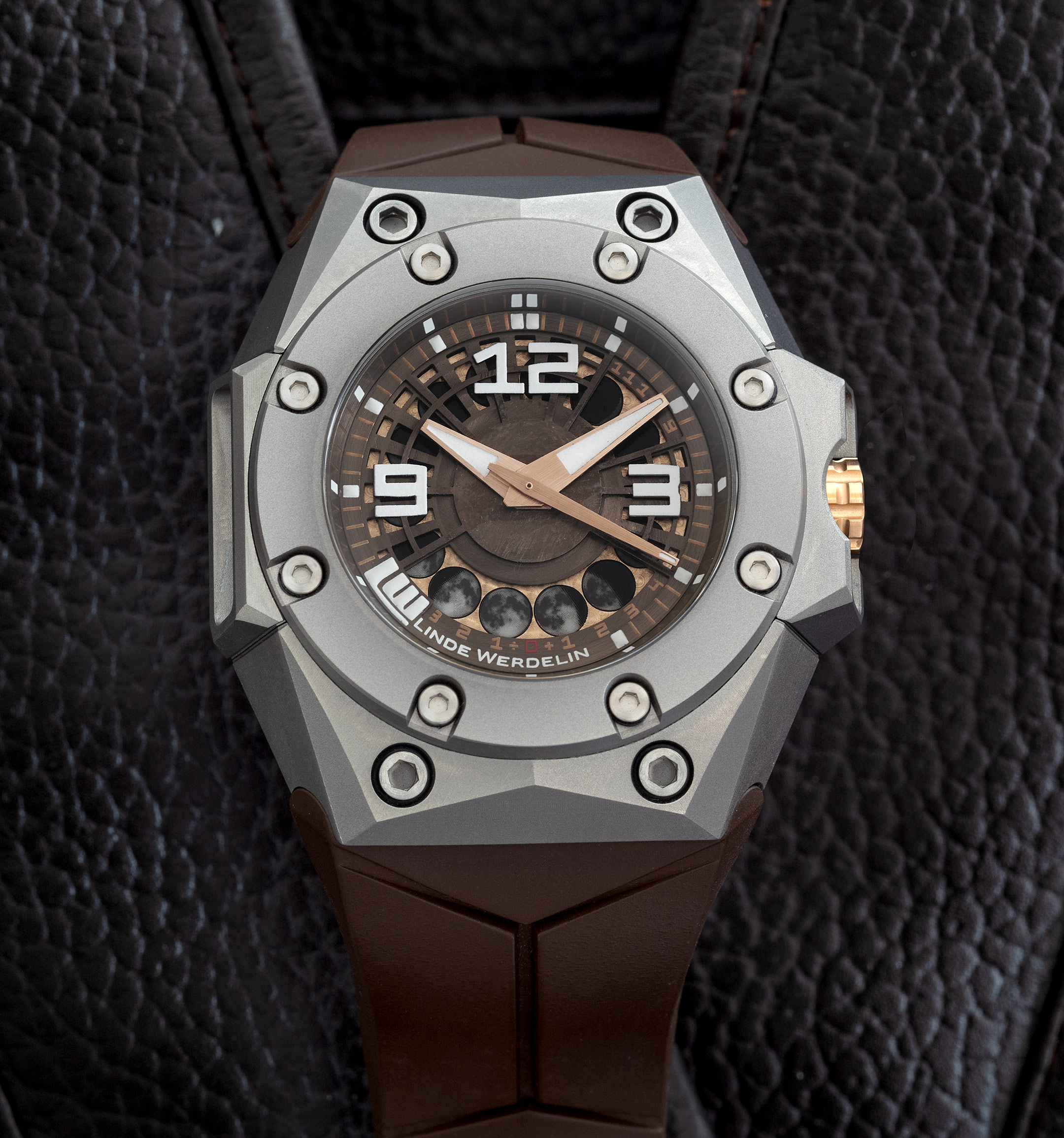Oktopus Moon Gallery 05