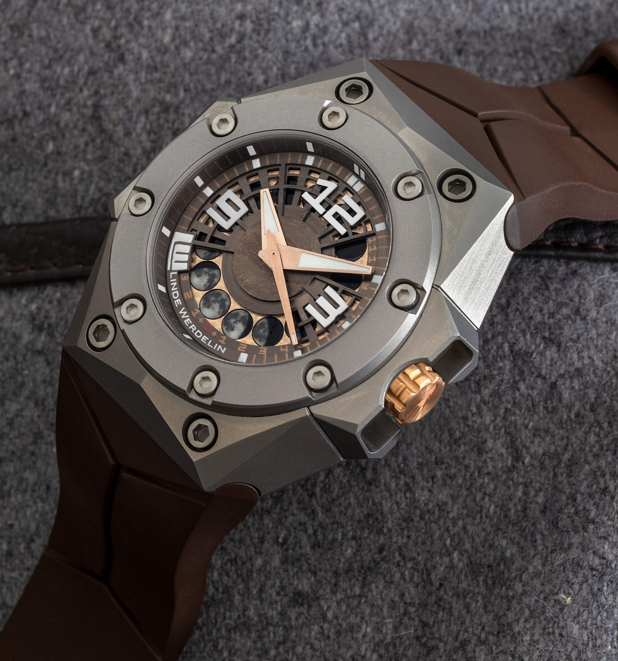 Oktopus Moon Gallery 06