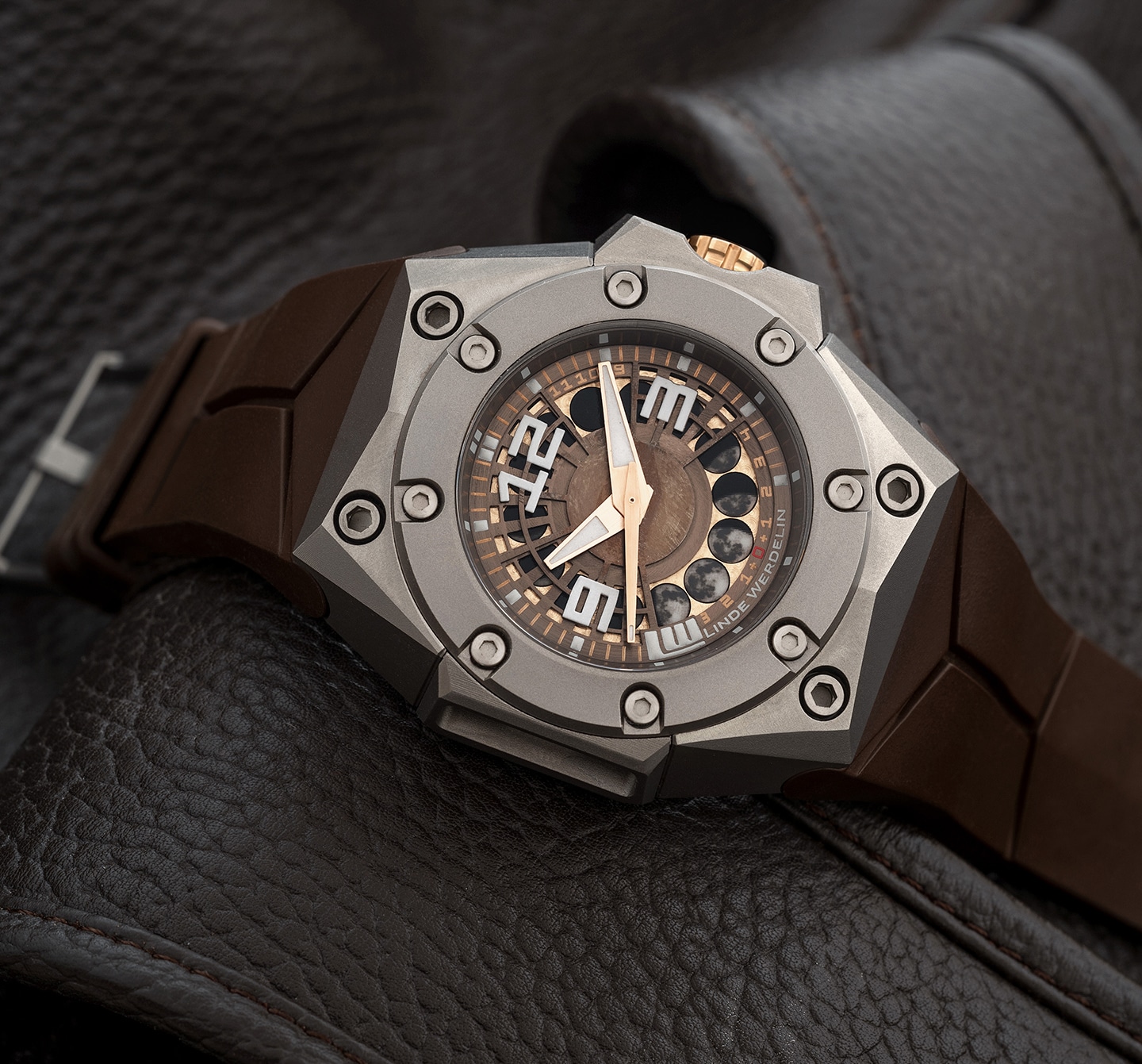 lw oktopus moon movement watch